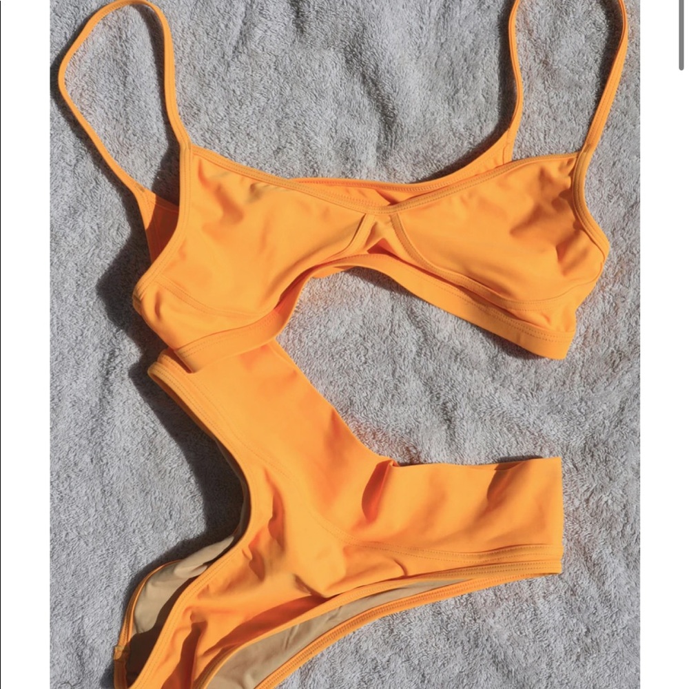 Gnash Swim set